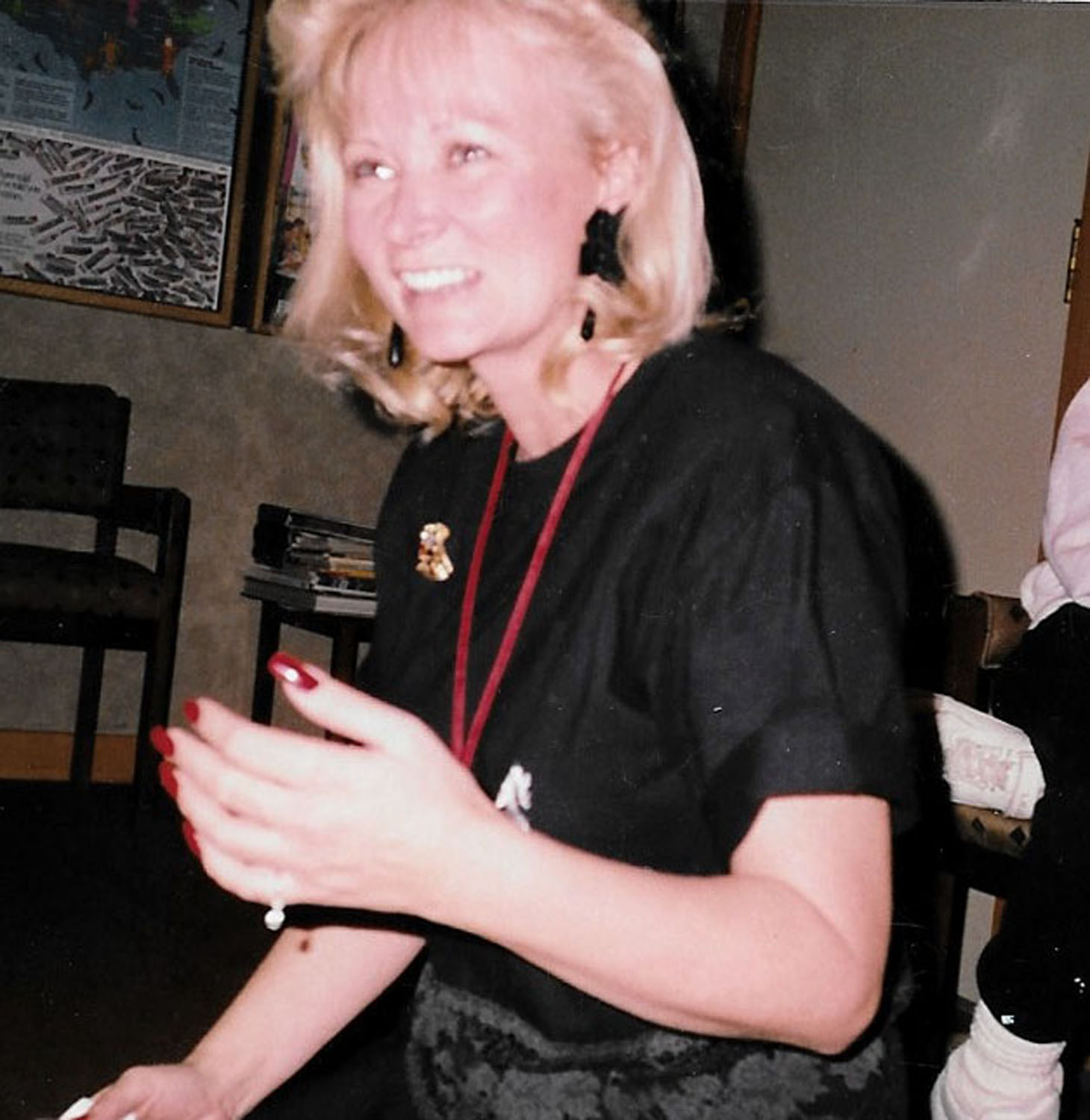 8 9